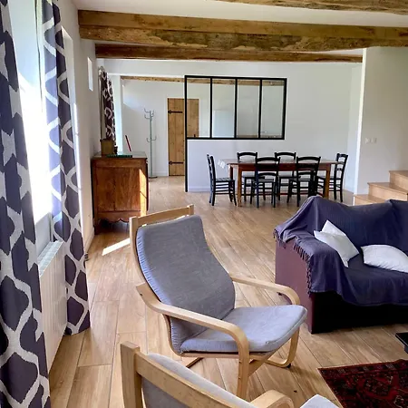 بيت للعطل De Beaufournier *